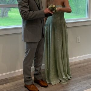 Windsor Green Lace Detail Prom Dress